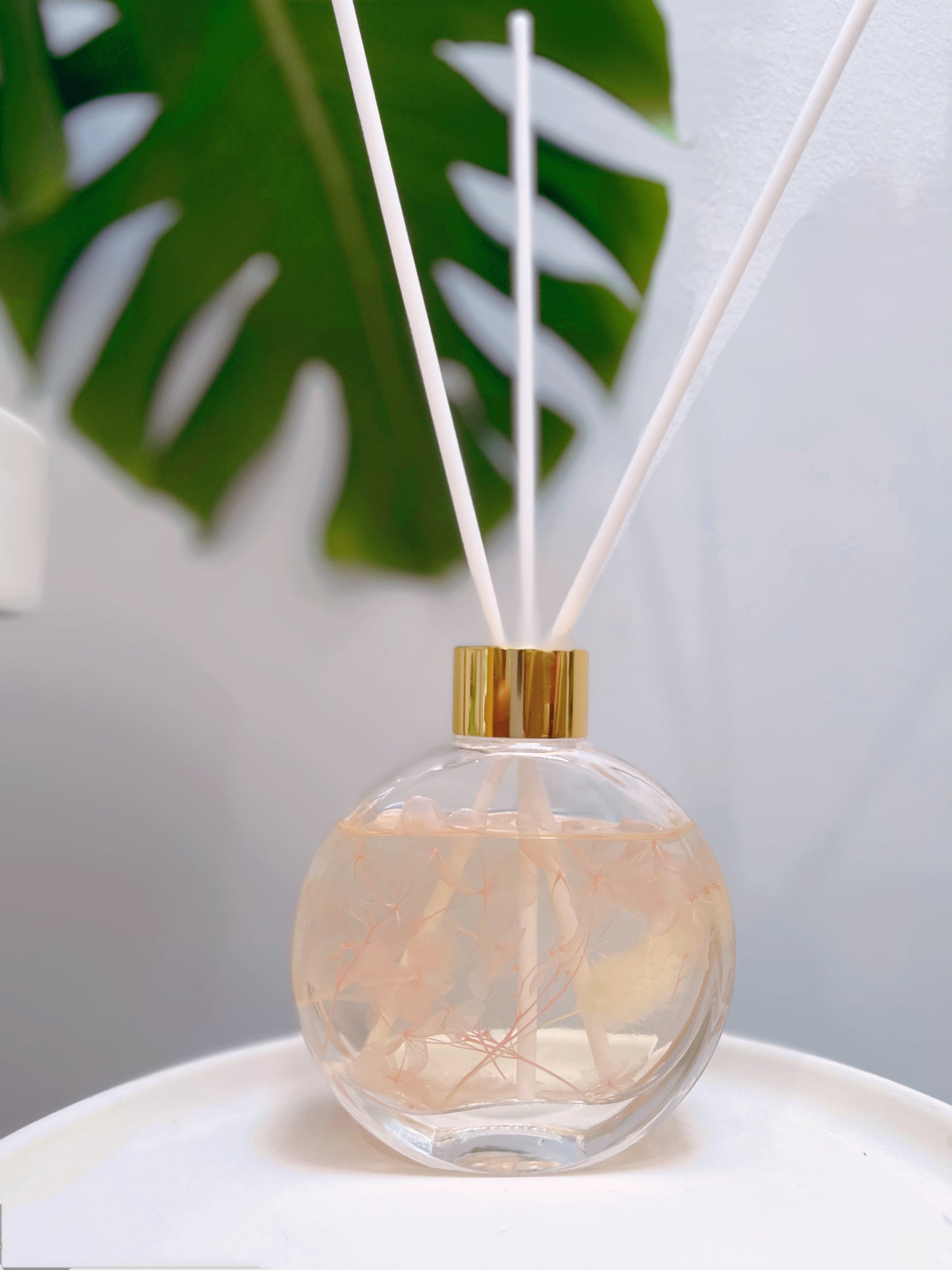 Blossom & Tea Botanical Reed Diffuser